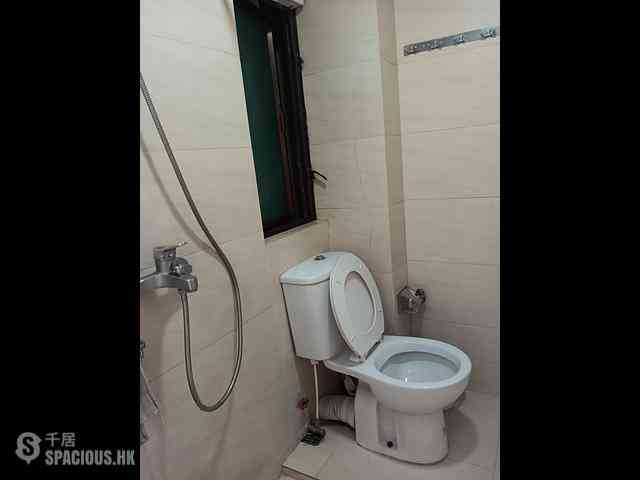 Sai Ying Pun - Ming Hing Building 06
