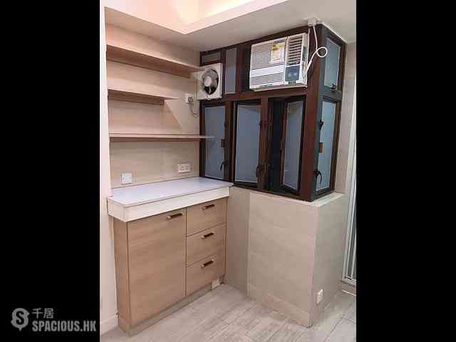Sai Ying Pun - Ming Hing Building 07