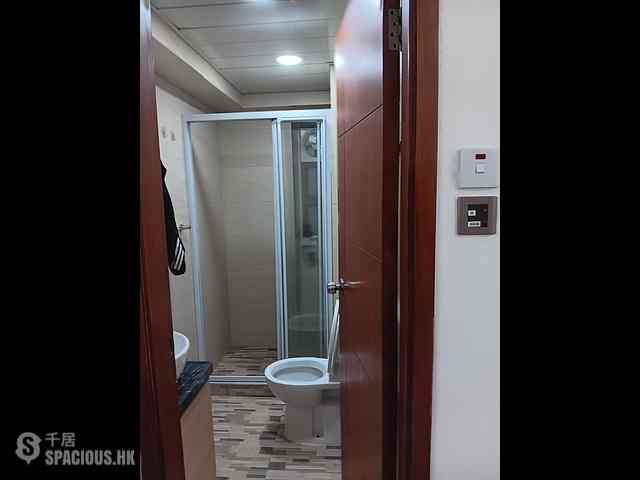 Sai Ying Pun - Ming Hing Building 08