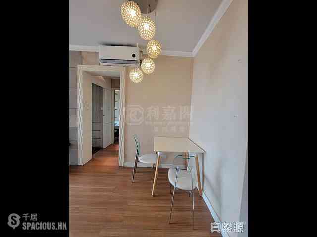 Tsim Sha Tsui - The Victoria Towers Tower 3 02