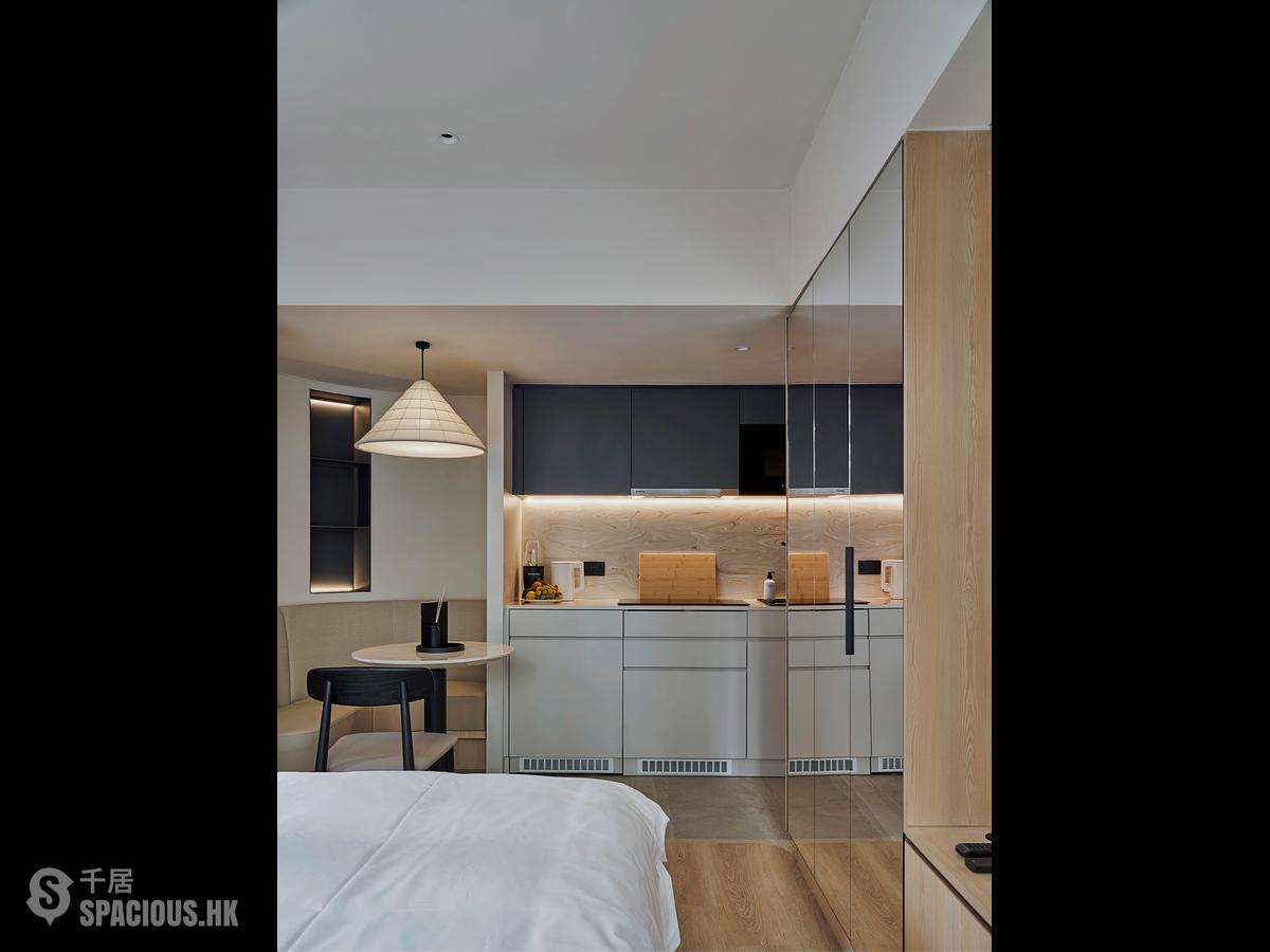 Alaya Place