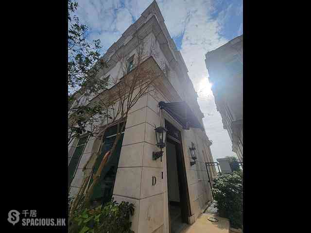 Repulse Bay - 110, Repulse Bay Road 01