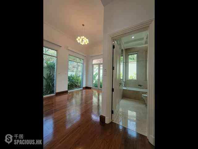 Repulse Bay - 110, Repulse Bay Road 04