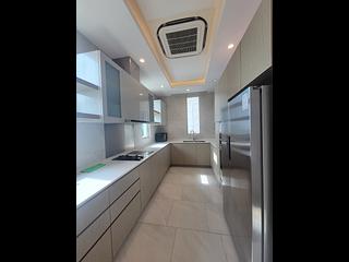 Repulse Bay - 110, Repulse Bay Road 07