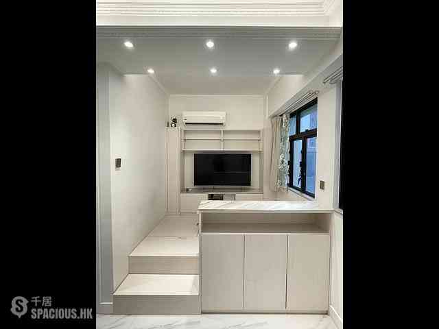 Sai Ying Pun - Yen Shun Mansion 01