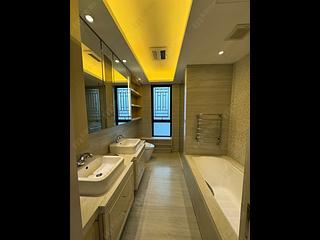 Leighton Hill - The Leighton Hill Block 5 09