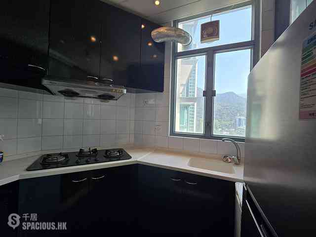 Tung Chung - Tung Chung Crescent 16