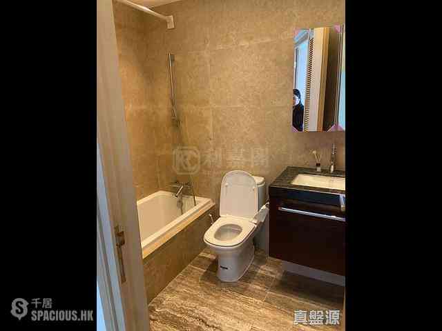 Wong Chuk Hang - Marinella Block 2 07