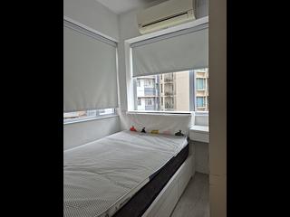 Wan Chai - Fu Yuen Building 07