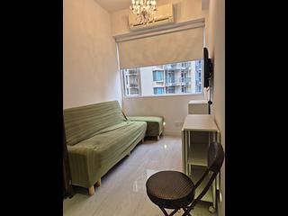 Wan Chai - Fu Yuen Building 08