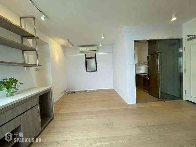 Causeway Bay - Bay View Mansion 07
