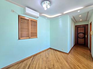 Tung Chung - Tung Chung Crescent 06
