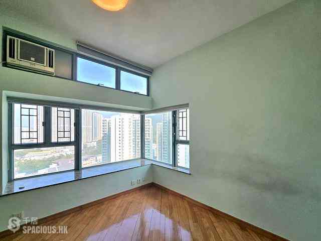 Tung Chung - Tung Chung Crescent 10