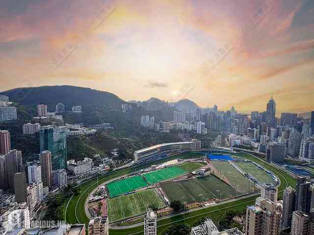 Happy Valley - Broadwood Twelve 04