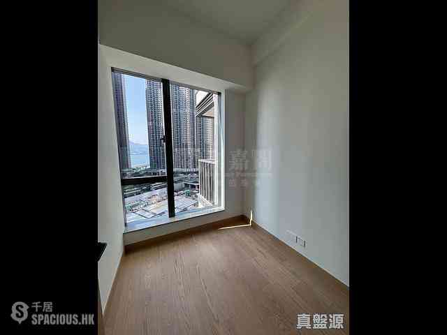 Lohas Park - Lohas Park Phase 12A Seasons Place Tower 3B 01