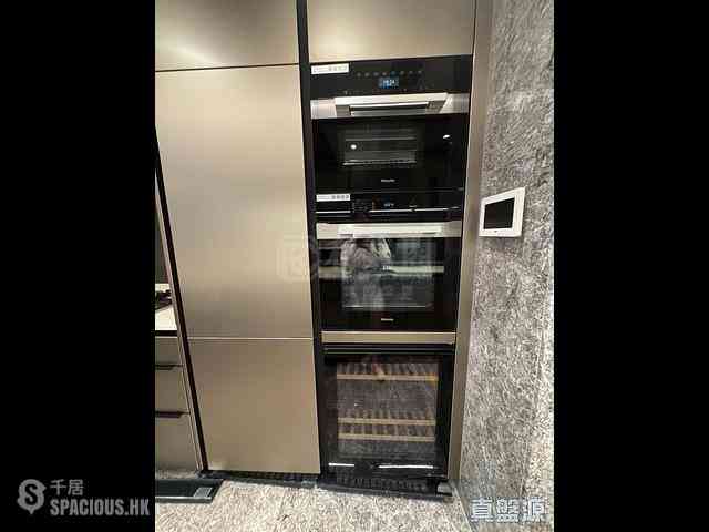 North Point - Victoria Harbour Phase 2B-3 Tower 2 04