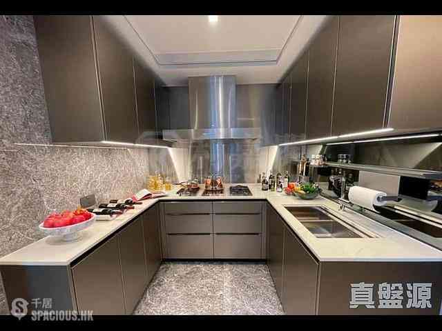 North Point - Victoria Harbour Phase 2B-3 Tower 2 17