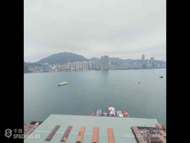 Yau Tong - The Coast Line 01