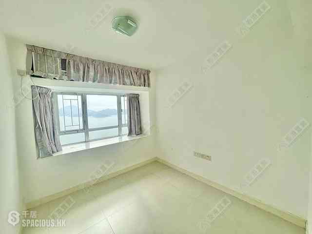 Ap Lei Chau - South Horizons Phase 2 04
