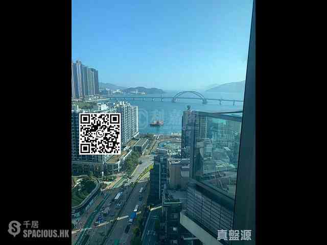 Tseung Kwan O - Twin Peaks Block 2 01