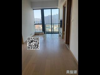 Tseung Kwan O - Twin Peaks Block 2 03