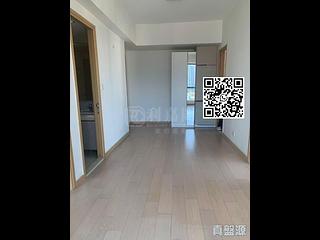 Tseung Kwan O - Twin Peaks Block 2 04