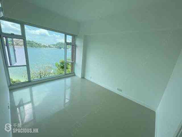 Chung Hom Kok - Cypresswaver Villas 05