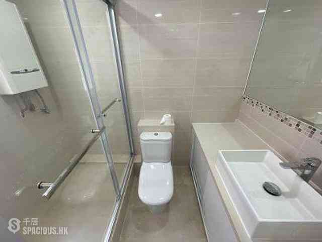 Chung Hom Kok - Cypresswaver Villas 08