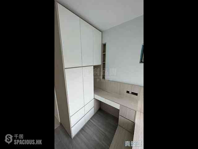 Tseung Kwan O - The Metro City Phase 1 04