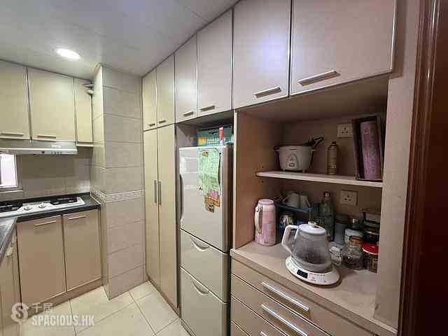 Lai Chi Kok - Mei Foo Sun Chuen Phase 7 02