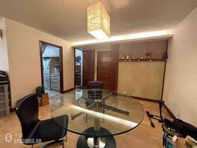 Lai Chi Kok - Mei Foo Sun Chuen Phase 7 04