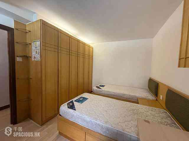 Lai Chi Kok - Mei Foo Sun Chuen Phase 7 06