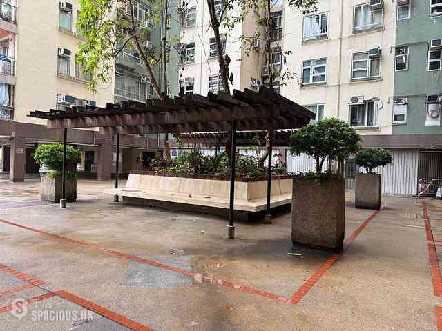 Lai Chi Kok - Mei Foo Sun Chuen Phase 7 18