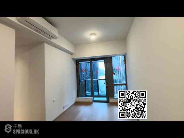 Lohas Park - Lohas Park Phase 12A Seasons Place Tower 3B 01