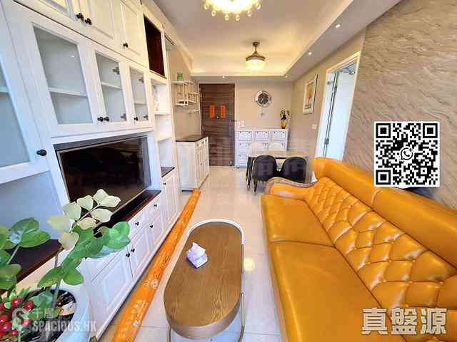 Tseung Kwan O - Savannah Block 3B 02