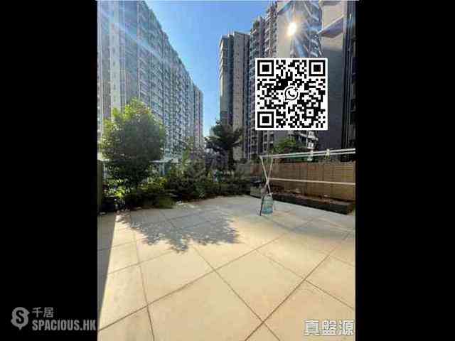 Tseung Kwan O - The Papillons Block 5 04