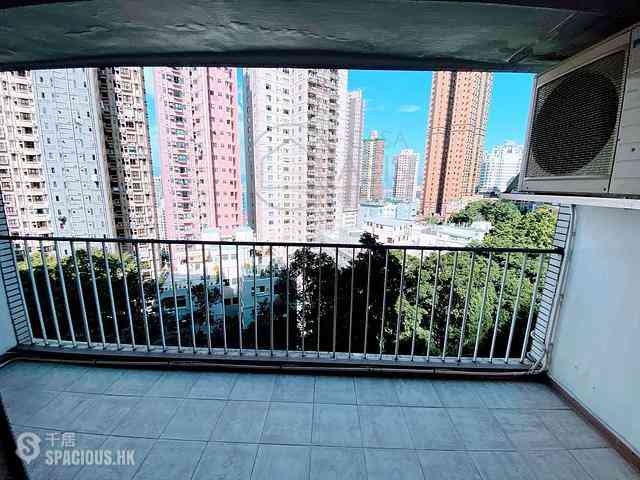 Mid Levels West - Medallion Heights 01