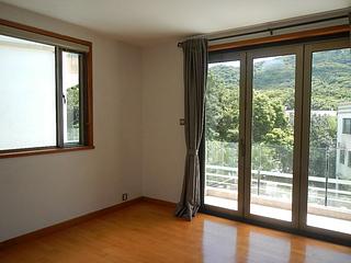 Sai Kung - Robina 04