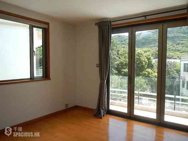 Sai Kung - Robina 04