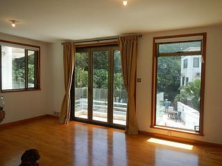 Sai Kung - Robina 05