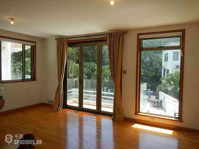 Sai Kung - Robina 05
