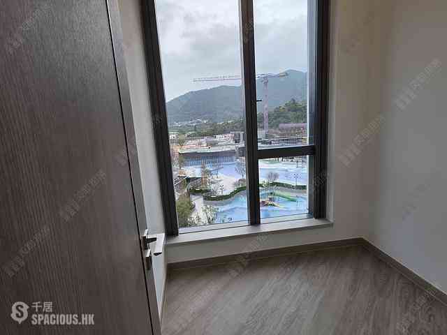 Ma On Shan - Sierra Sea Phase 1B Bleu Avenue Tower 3 02