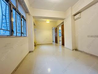 Wan Chai - Kar Yau Building 02