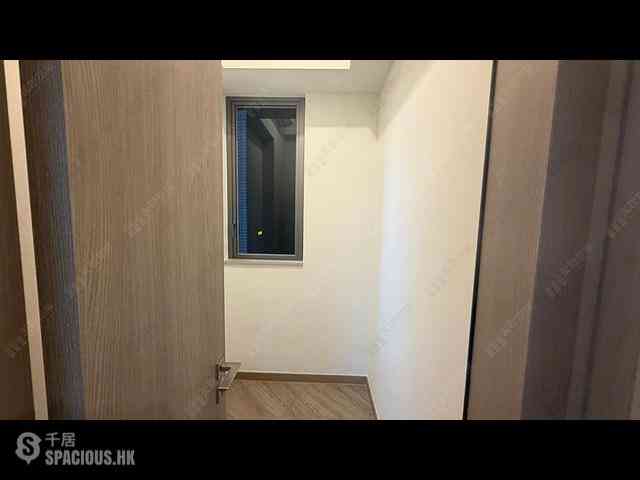 Ma On Shan - Sierra Sea Phase 1B Bleu Avenue Tower 3 06