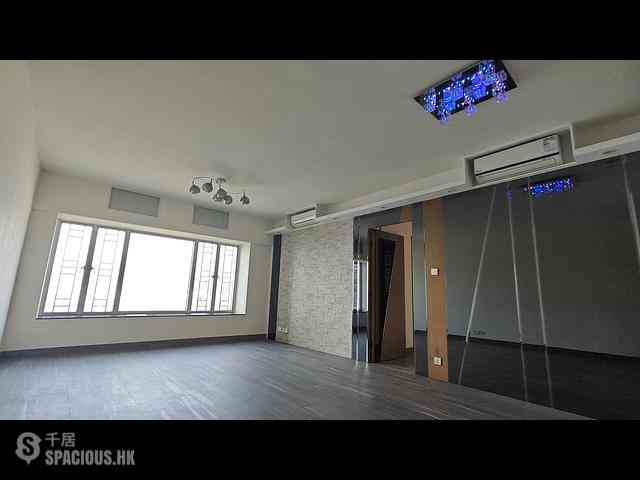 West Kowloon - Sorrento Phase 1 Block 3 02