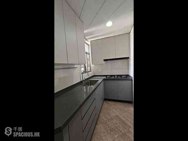 West Kowloon - Sorrento Phase 1 Block 3 05