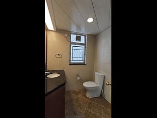West Kowloon - Sorrento Phase 1 Block 3 12