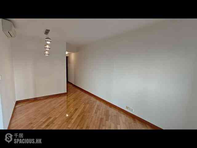 West Kowloon - Sorrento Phase 1 Block 5 04