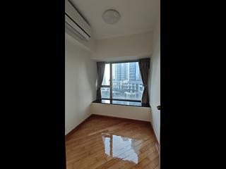 West Kowloon - Sorrento Phase 1 Block 5 06