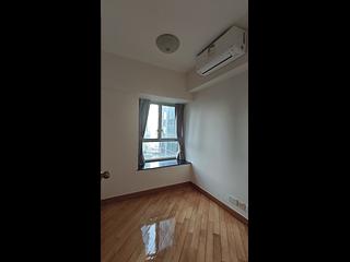 West Kowloon - Sorrento Phase 1 Block 5 07